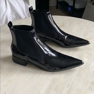 Zara Shiny Pointed Chelsea Boots